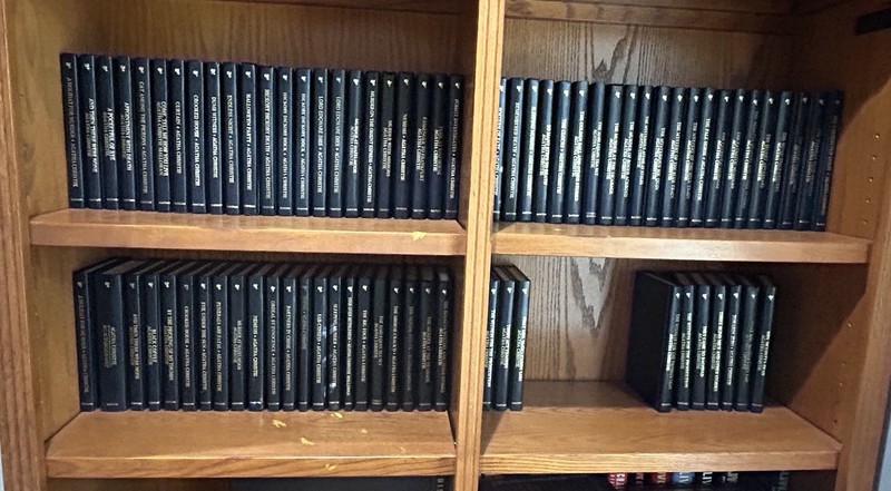 AGATHA CHRISTIE MYSTERY COLLECTION -COMBINED SHIPPING, DROP DOWN SELECTION